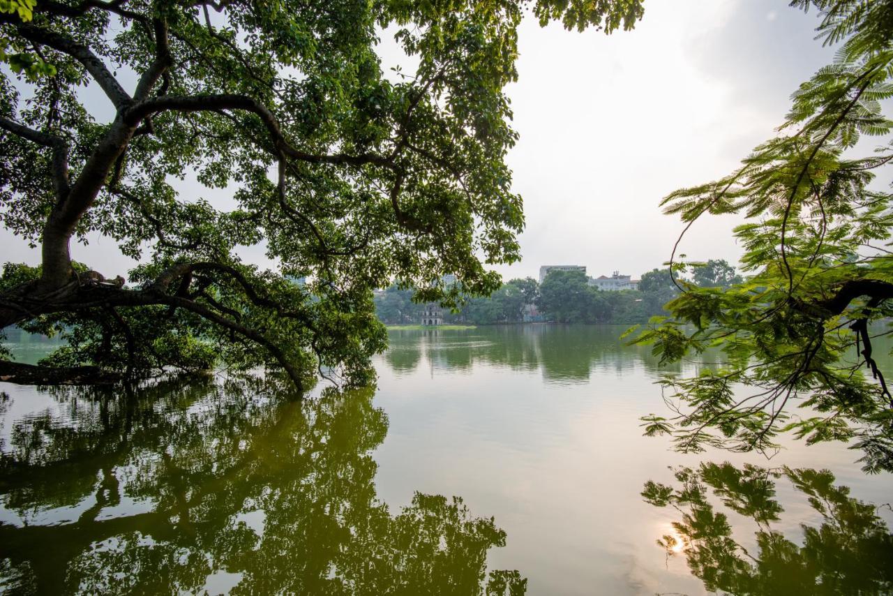 22Housing Hotel & Apartment 81 Linh Lang Hanoi Dış mekan fotoğraf