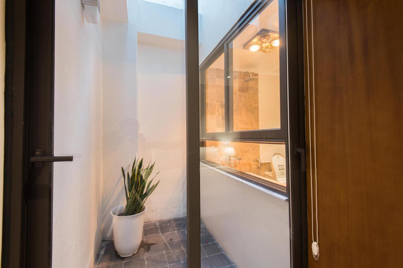 22Housing Hotel & Apartment 81 Linh Lang Hanoi Dış mekan fotoğraf
