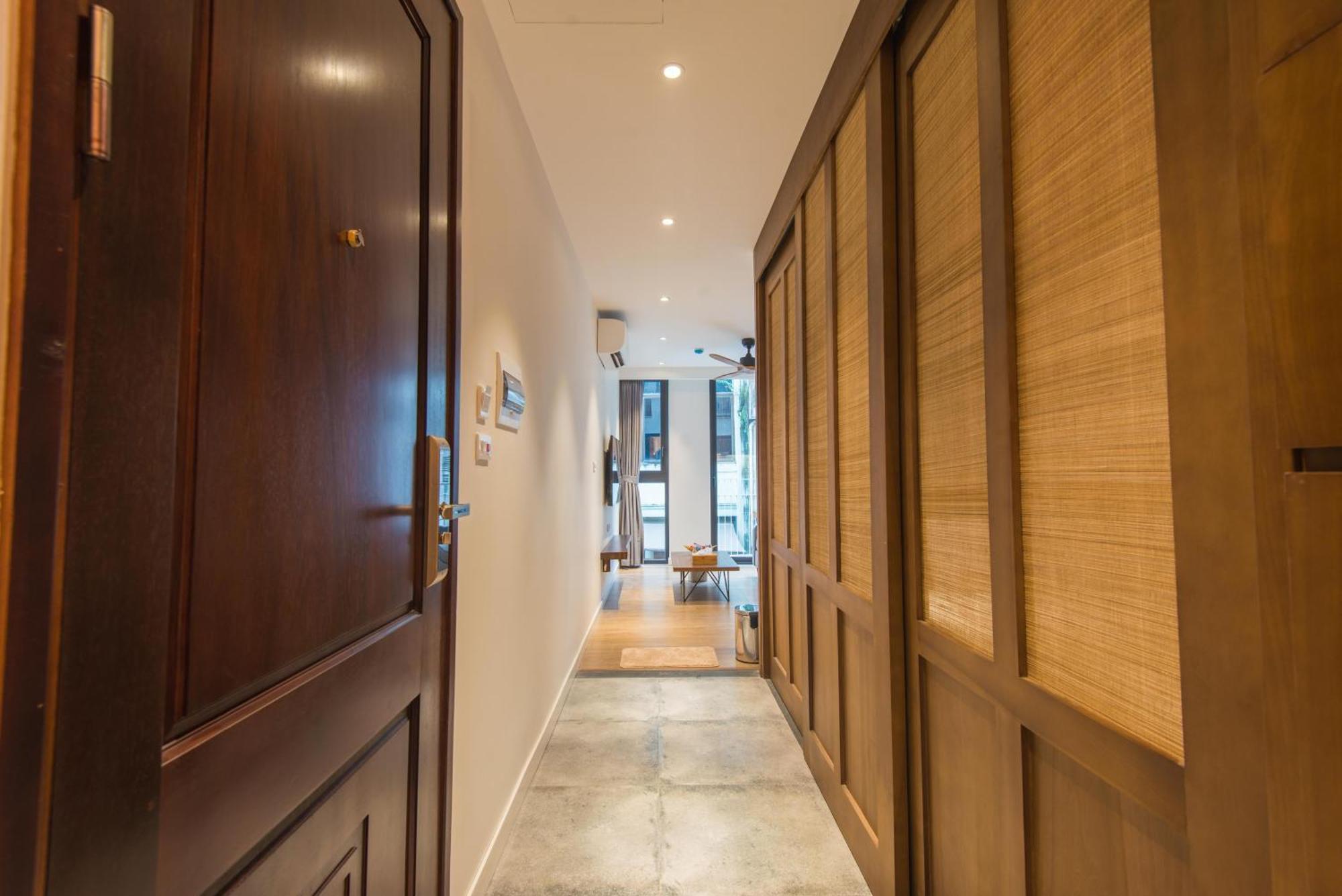 22Housing Hotel & Apartment 81 Linh Lang Hanoi Dış mekan fotoğraf