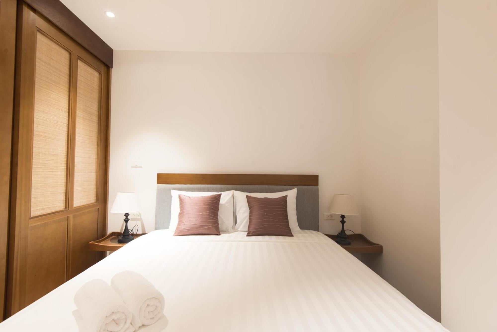 22Housing Hotel & Apartment 81 Linh Lang Hanoi Dış mekan fotoğraf