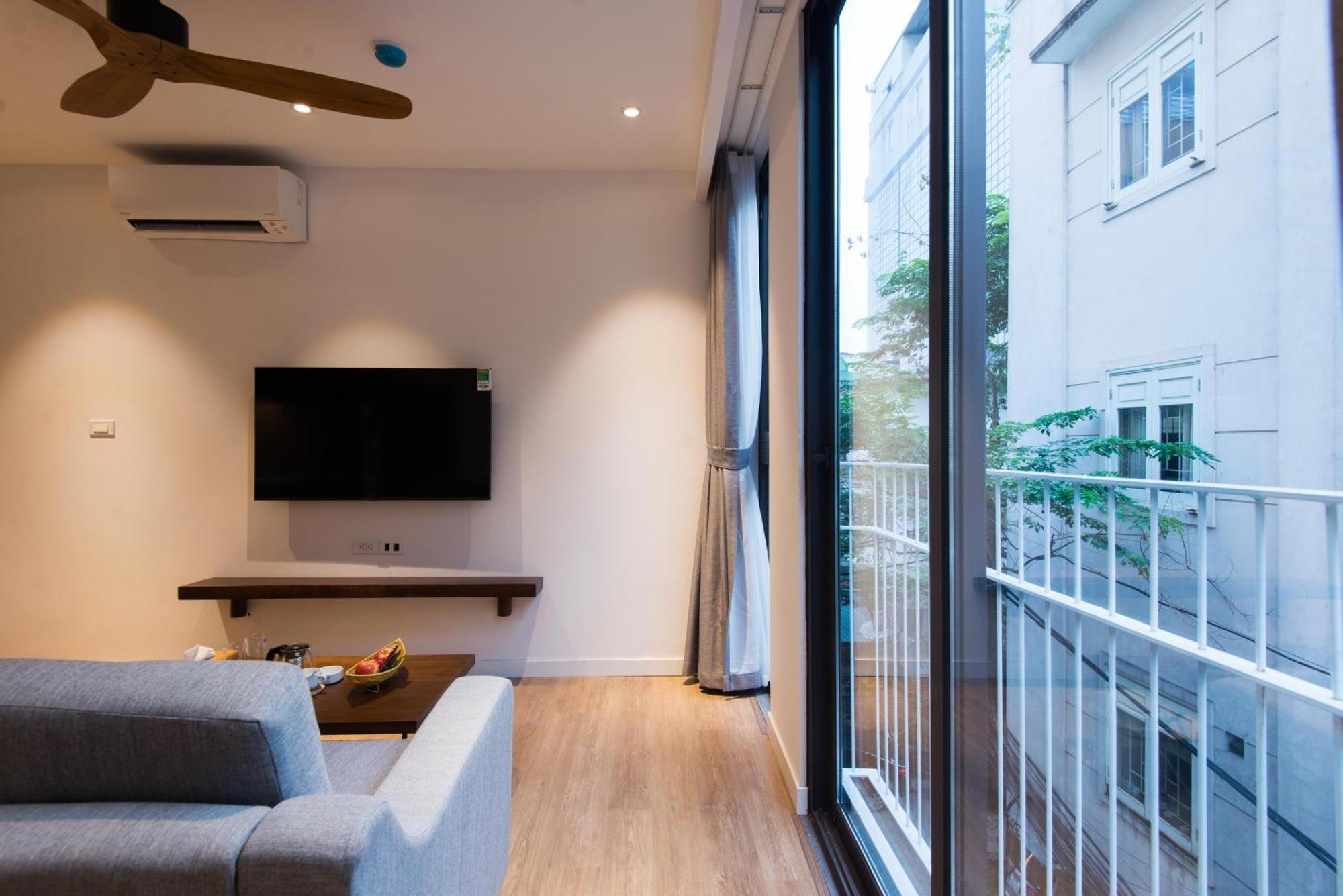 22Housing Hotel & Apartment 81 Linh Lang Hanoi Dış mekan fotoğraf